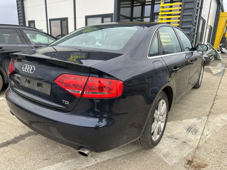 Dezmembrez / Dezmembrari / Piese / Accesorii Audi a4 b8 2010 2.7 tdi CGKA ,cutie automata LTZ