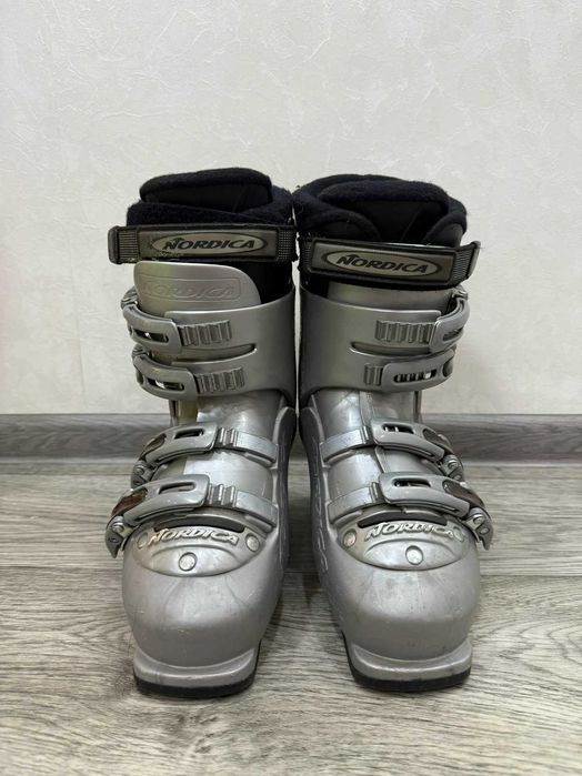 Горнолыжные ботики 36 размер