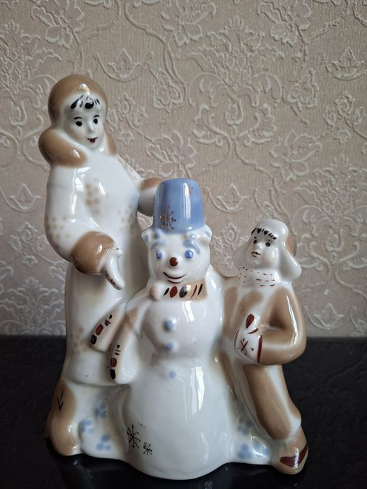 Продам статуэтку УССР