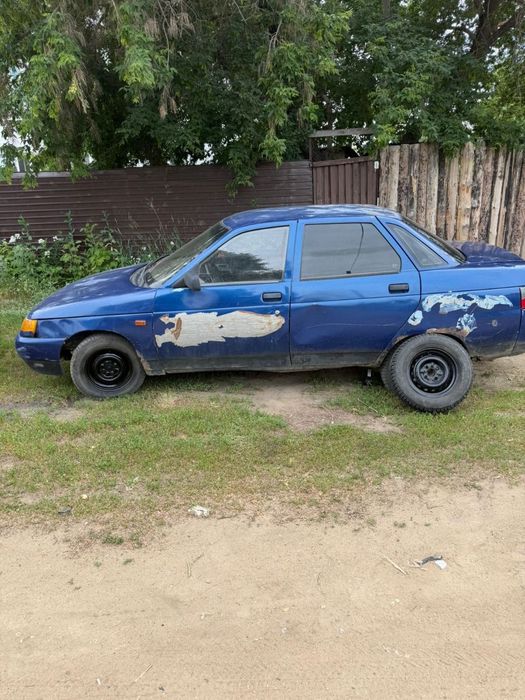 автомобиль ваз 2110