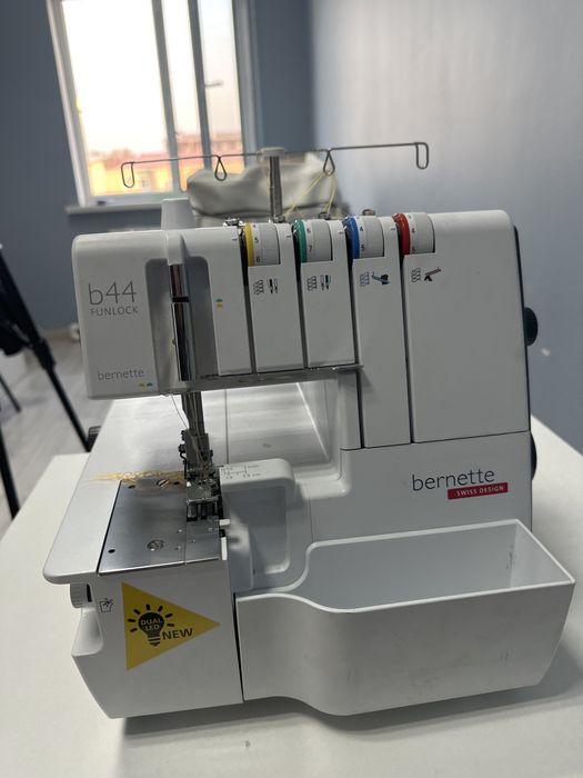 Срочно продается Оверлок сатылады