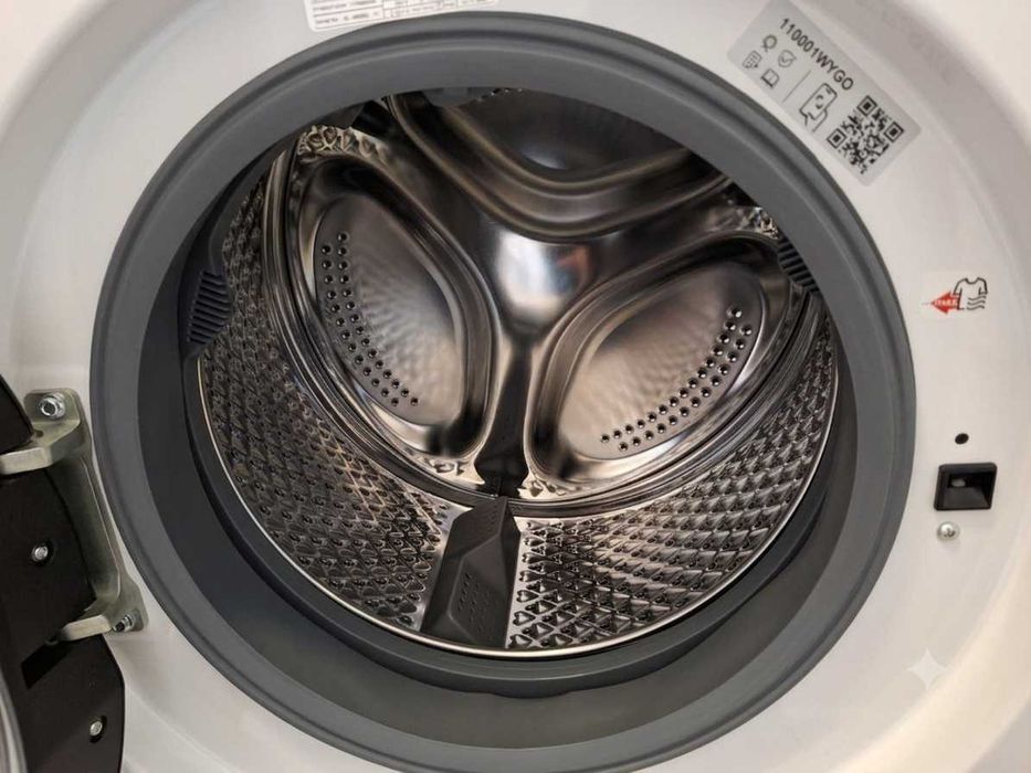 Mașină de spălat cu uscător încorporabilă Beko HITV8736B0W, 8/5 kg - stare excelenta
