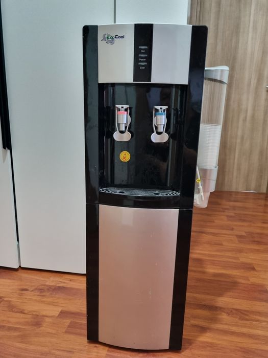 Продам кулер для воды