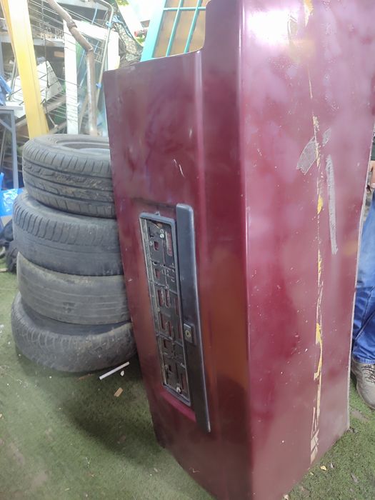 Продам капот, багажник,двери на Опель