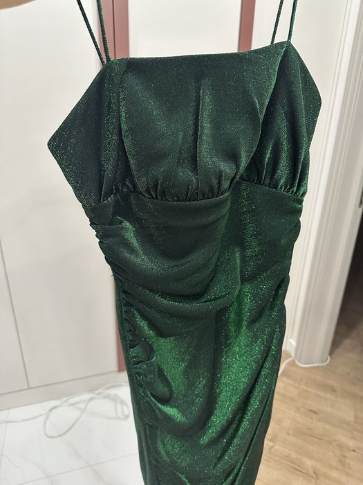 Платье вечернее размер S новое