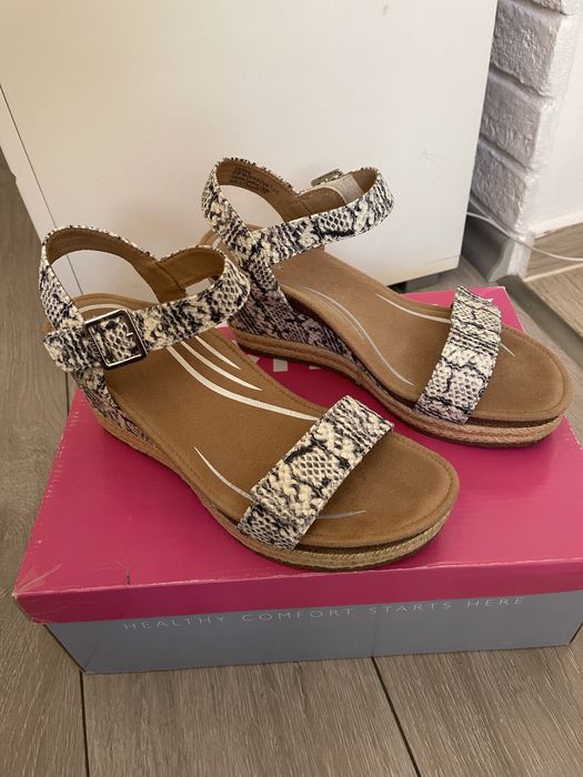 Ортопедични обувки на платформа