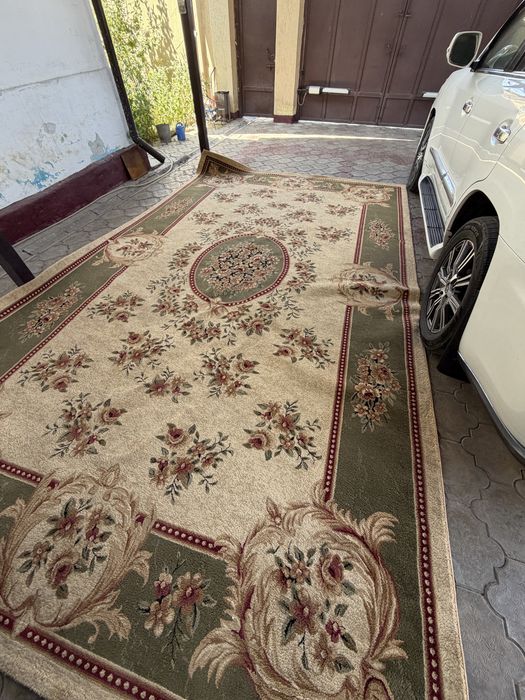 Продам шерстяной ковер 5*3