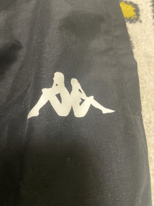 Pantaloni Kappa negri in stare excelenta 12 ani
