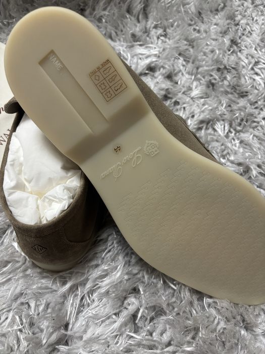 Loro Piana Summer Walk 44 номер