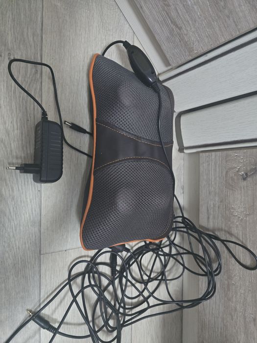 Шейный массажер новый