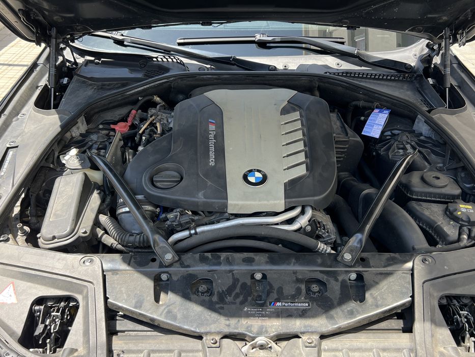 Bmw m550d f11 LCI blacksapphire  individual 381cp