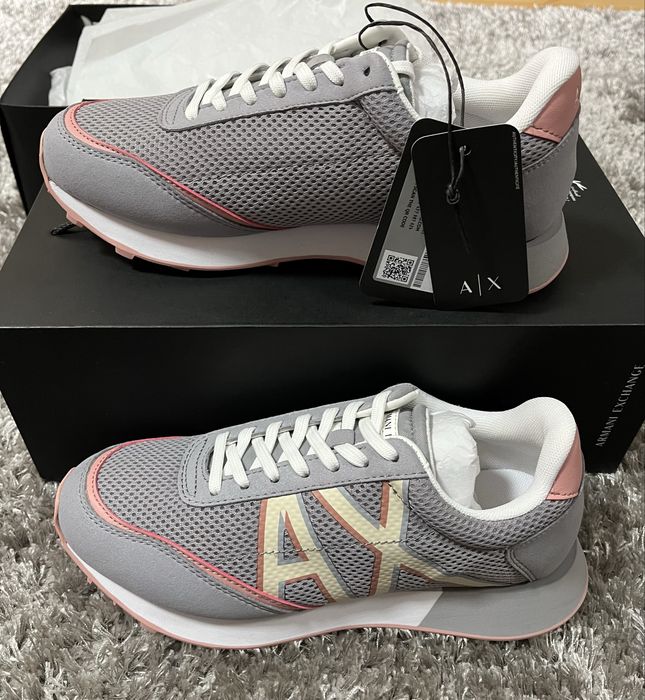 Дамски маратонки Armani 38