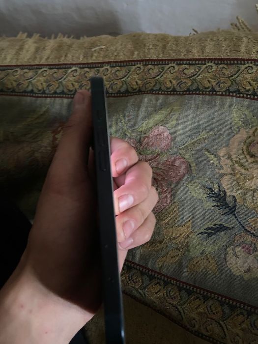 Айфон 14 128гб.