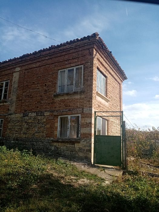 Продава се Къща в с. Беджене, Област Шумен - 160 кв.м за 77 €/кв.м - Снимка #10