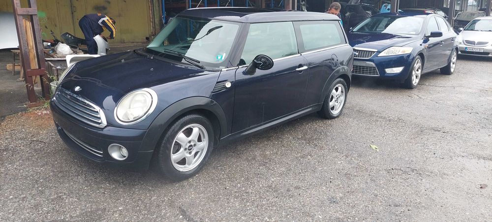 Mini Clubman 1,6 i , Мини КлубМан, на части! 
Март 2011, Комби