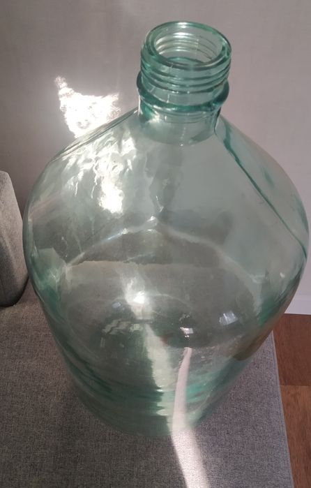 Продам стеклянную ёмкость 20 литров