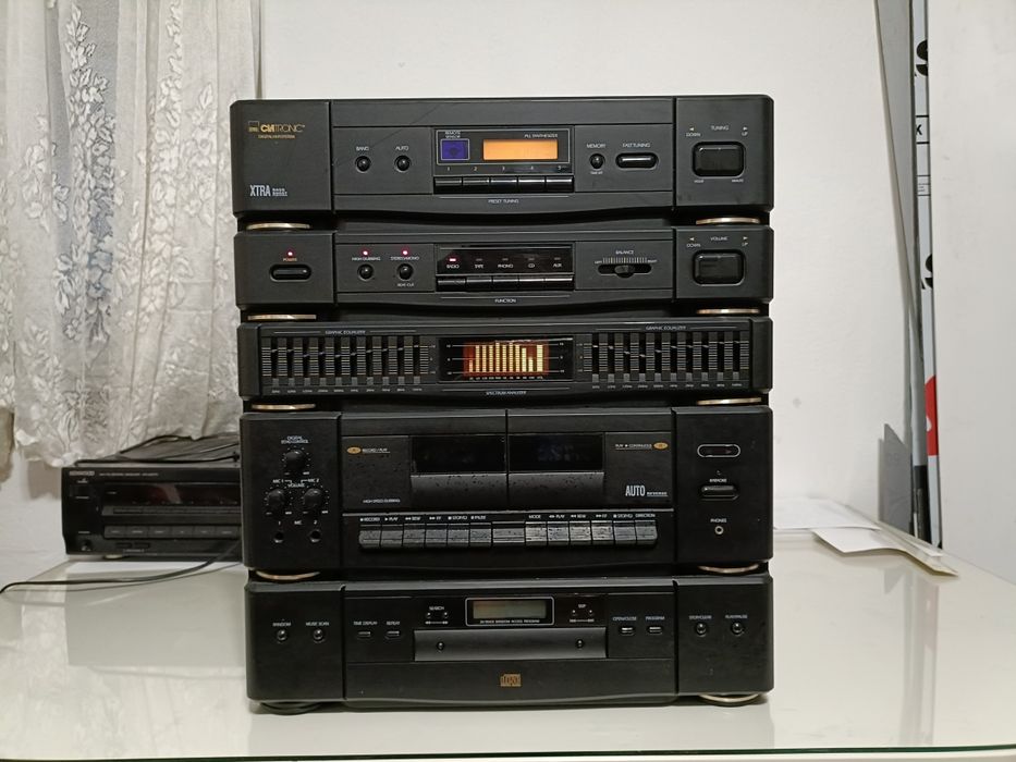 Combină muzicală Clatronic