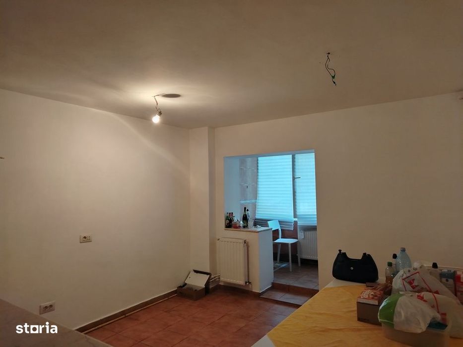 cv 177 G.Cosbuc, apartament 3 camere decomandat, parter inalt + beci