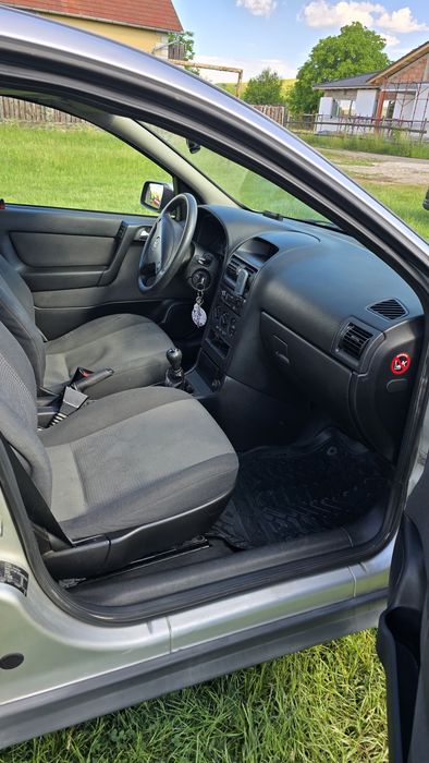 OPEL Astra 2004 — imagine 5