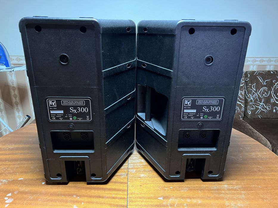 Electro Voice SX300-Като Нови!