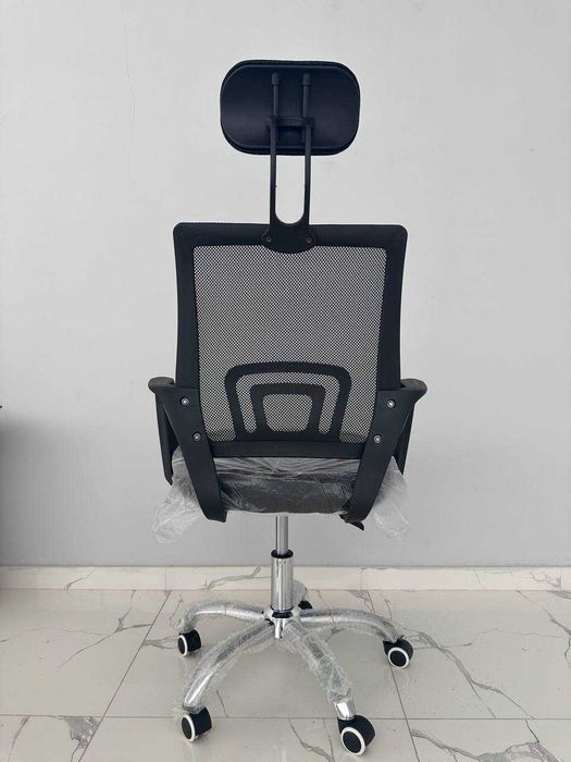 Офисное кресло Black