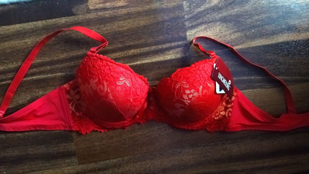 Бюстгальтер пушап новый ,нижнее белье