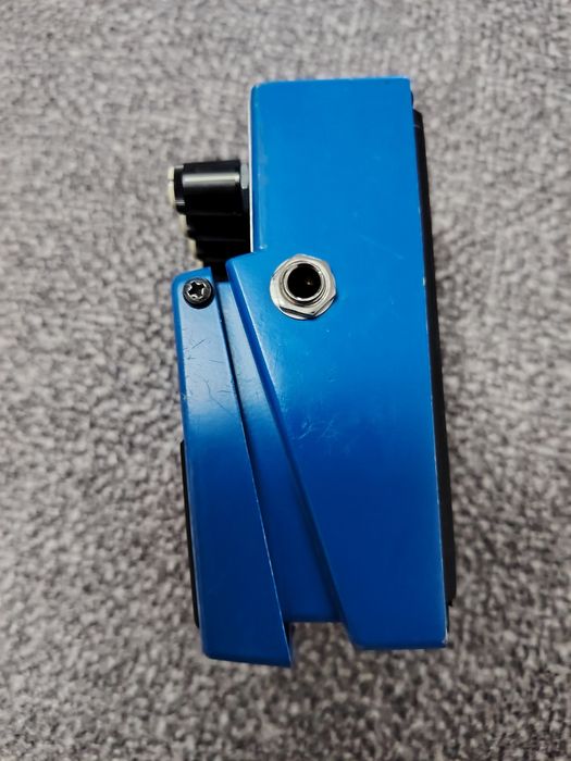 Vând pedala  compression sustainer Cs 3