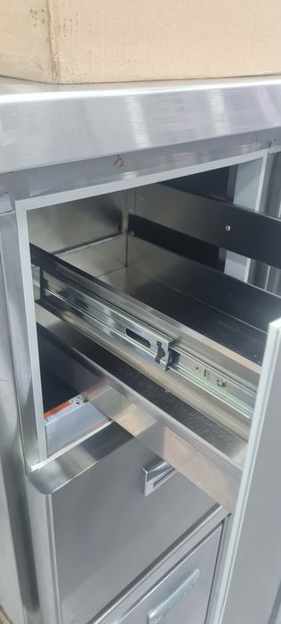 Морозильник и холодильник Абат