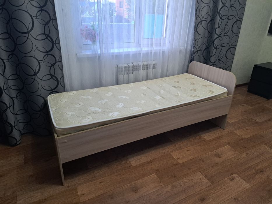 Продам кровать односпальная