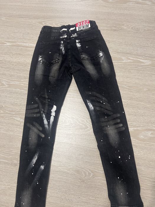 Дънки на DSQUARED2
