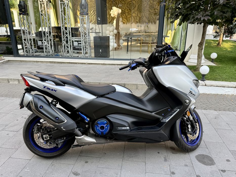 Yamaha t max 530 xs model 2018 custom