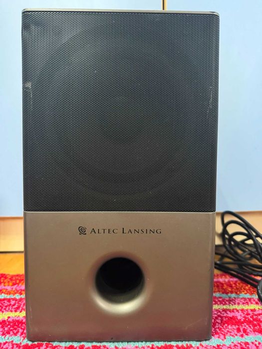 Boxe 2.1 Altec Lansing VS4121 - stare foarte bună