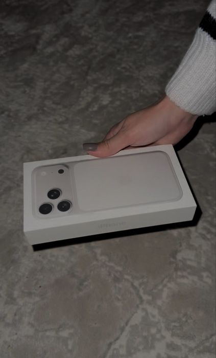 Iphone 17 pro max в отличном состоянии