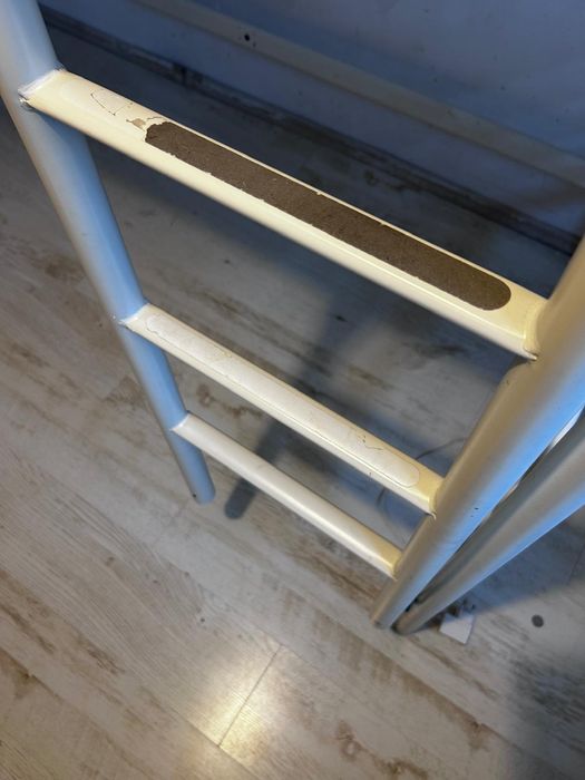 Pat cu scară IKEA si saltea condiții f bune