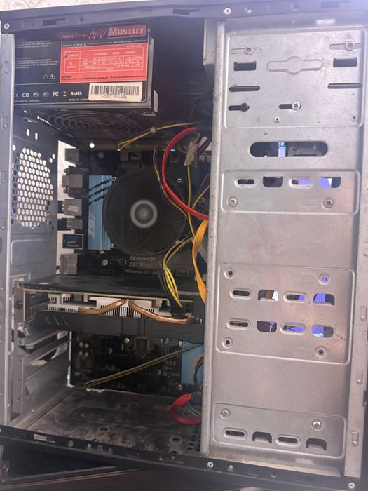 Tayyor kamputir sotiladi