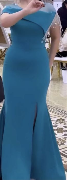 Продаються платья