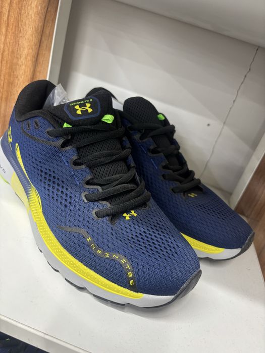 UNDER ARMOUR new krasofka