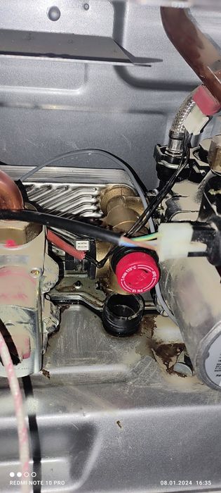 Услуги сантехника. Ремонт котёл.