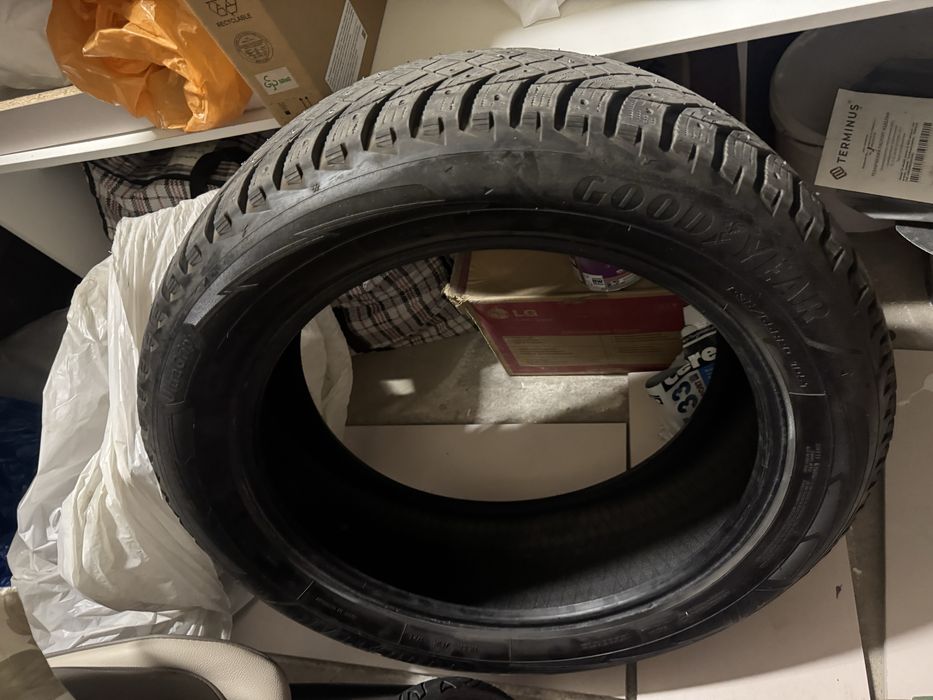 Шыны зимние, шипованные. Комплект из 4х