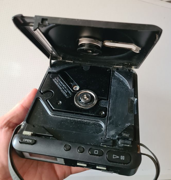 Sony Discman D-2 Defect CD Player Portabil