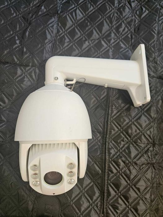 Camera video Hikvision Ds-2DE7330iw-ae SpeedDome 360" poe