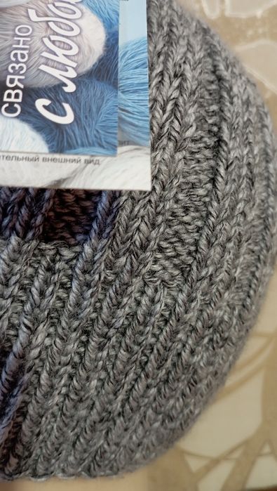 Продаю шапки из пуха норки.