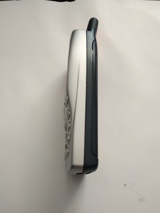 Продавам мобилен телефон Alcatel One Touch 501