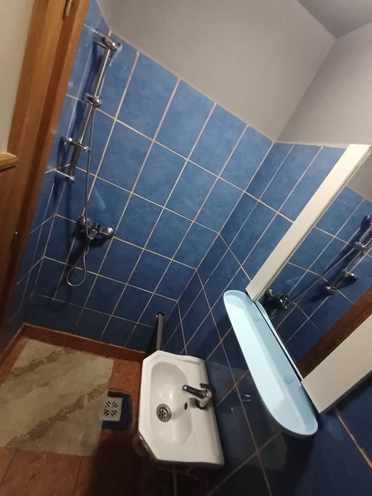 Închiriez apartament