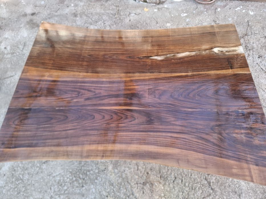 Холна маса масив орех.