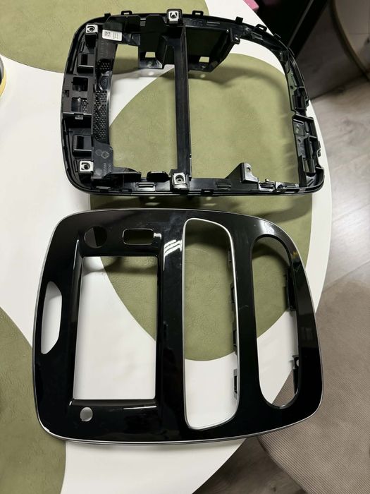 Навигация за рено Clio