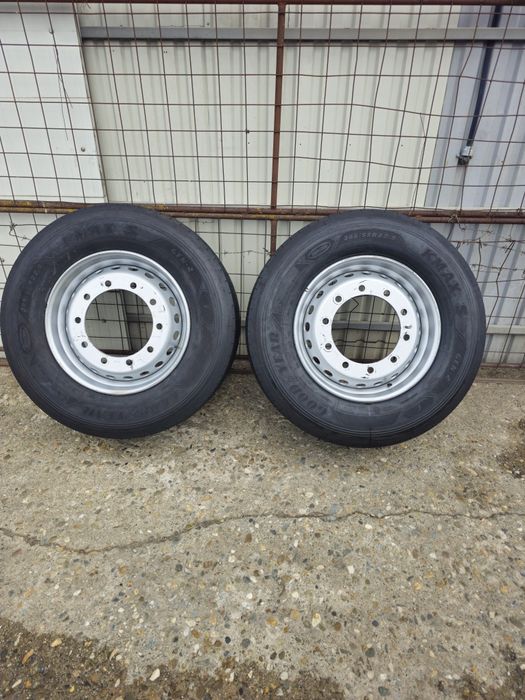 Anvelope 385 55 R 22.5. Goodyear.