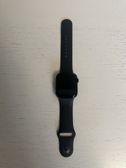 Продам Apple Watch 7 серии, 45мм, оригинал