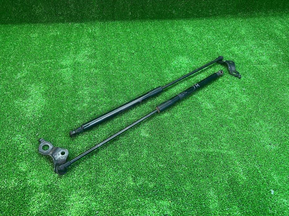 Торсионы капота тойоту прадо 150