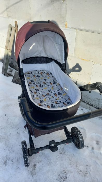 Продам коляску anex